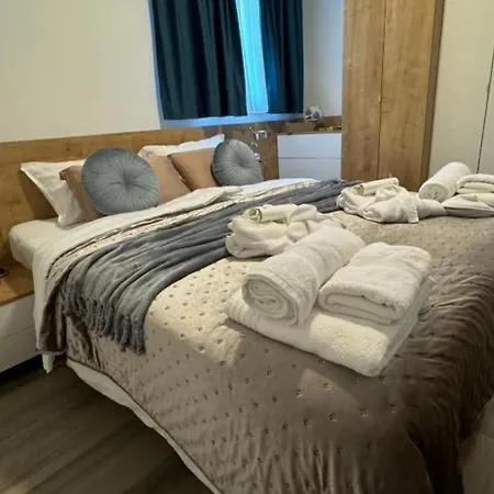 Apartment Luxart Gallery Krk Krk Town